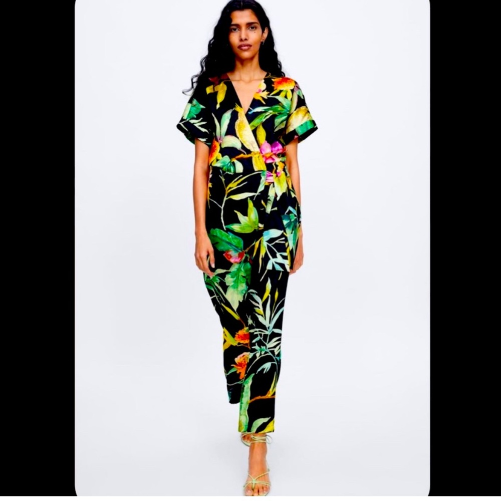 Zara silk jumpsuit xs nwt